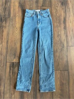 Aritzia Denim Forum Classic Straight Leg Jeans - Blue